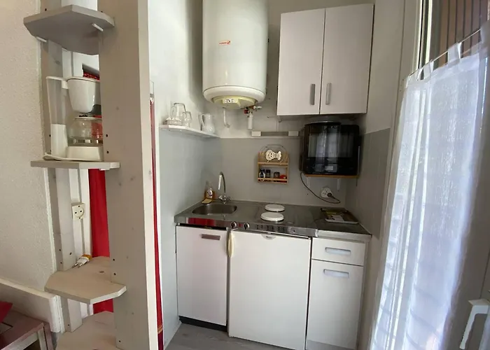 Avec Balcon Et Parking A - Fr-1-812-117 * كوتيريه